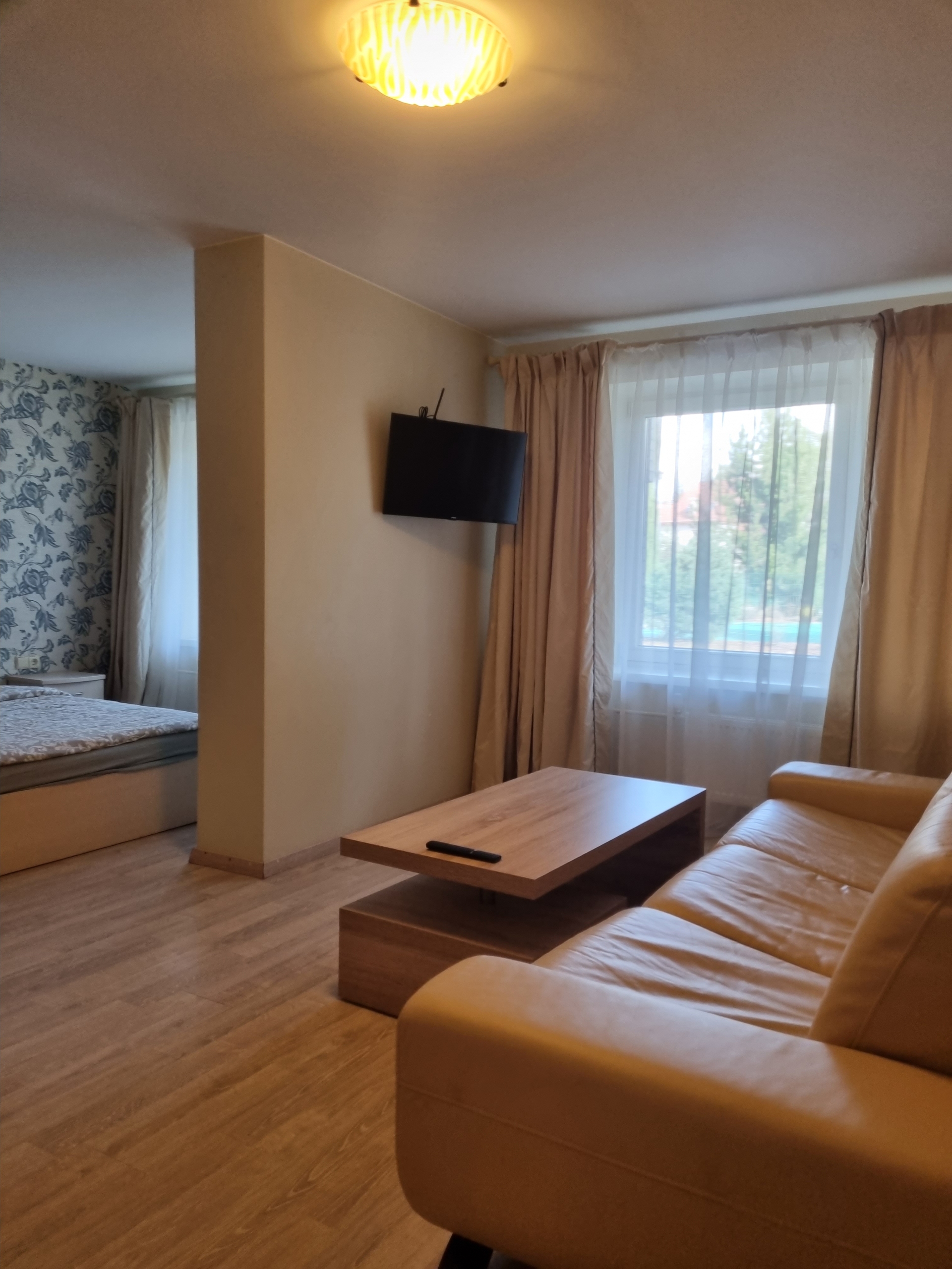 APARTAMENTAI IR BUTAI PRIE JŪROS GIRULIUOSE, Turistų g. 20-22, Klaipėda