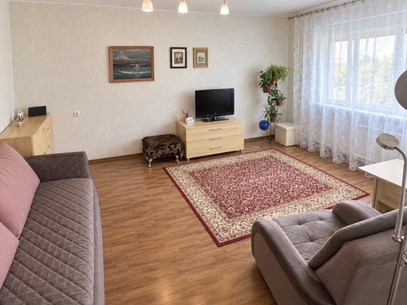 ERDVUS IR TVARKINGAS 1 KAMBARIO BUTAS SU HOLU MOGILIOVO G.!